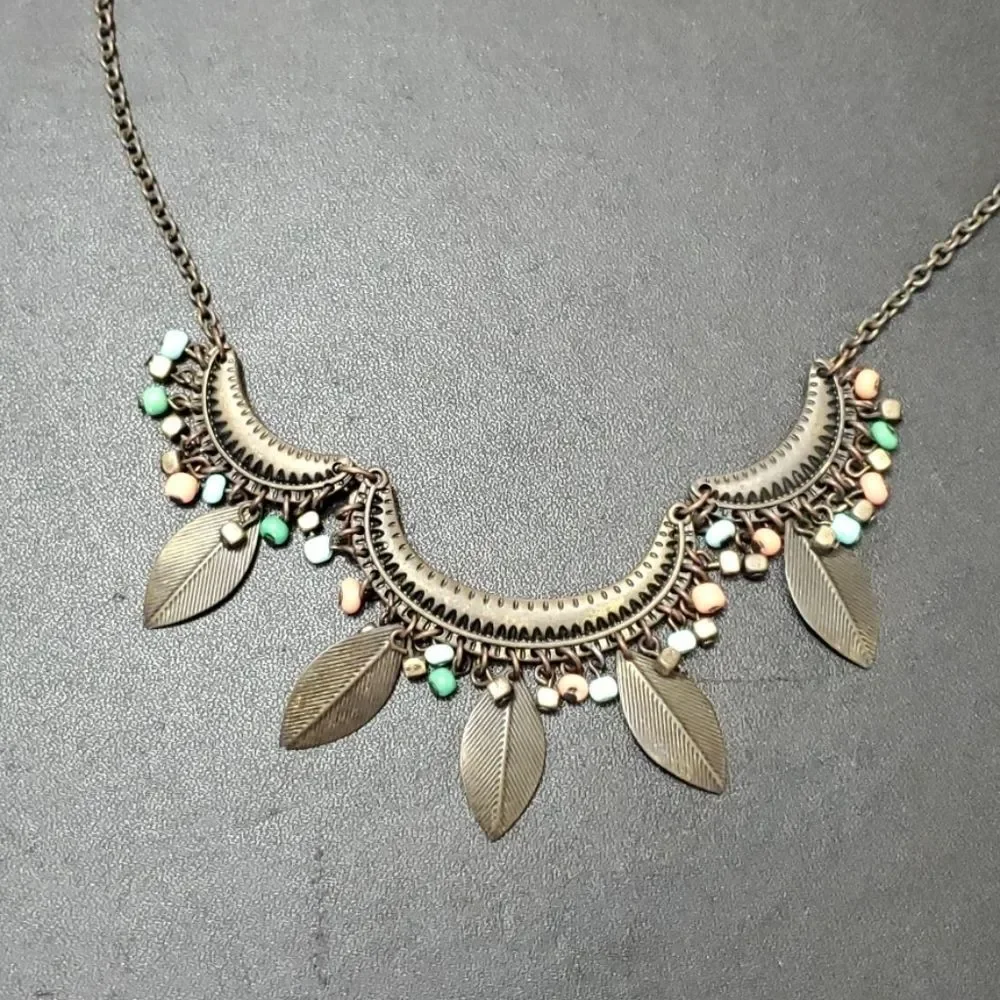 Bronze tone leaf necklace 22-24.5" - Picture 3 of 11